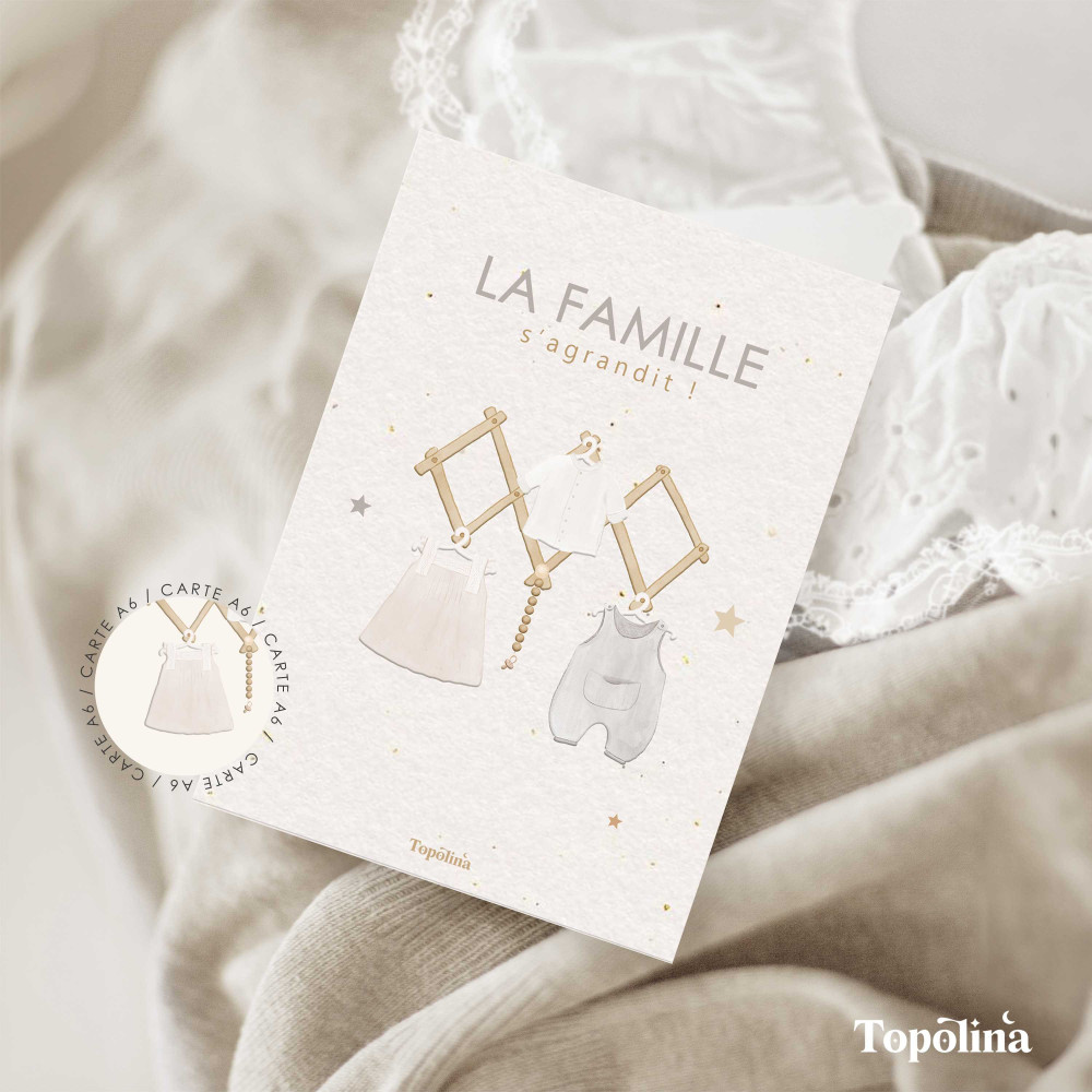 Illustration vêtements bébé annonce grossesse